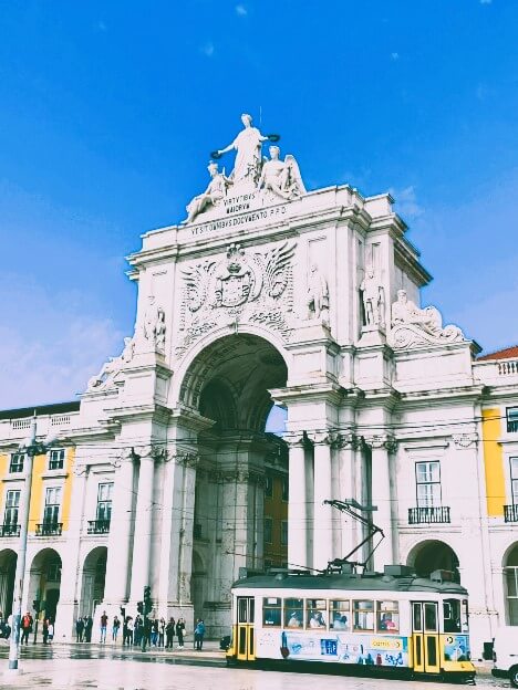 Рейси до Lisbon (LIS)